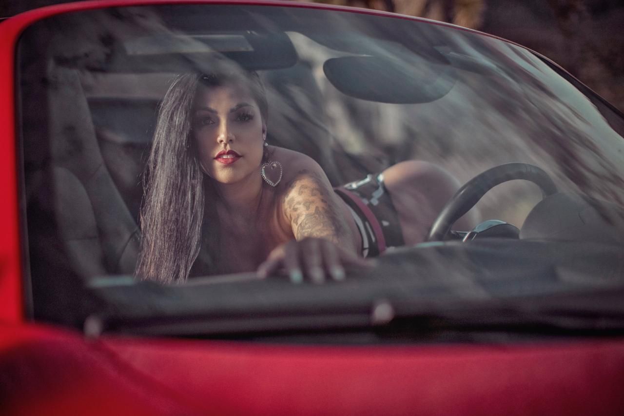  Passista e musa carioca troca o Rio de Janeiro pelos Estados Unidos para se aperfeiçoar na dança