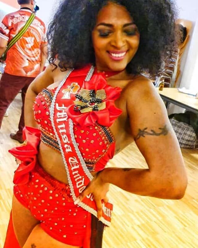 Paty Frey de São Paulo para o mundo através do samba